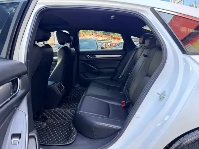 Honda Inspire — Фото автомобиля 8