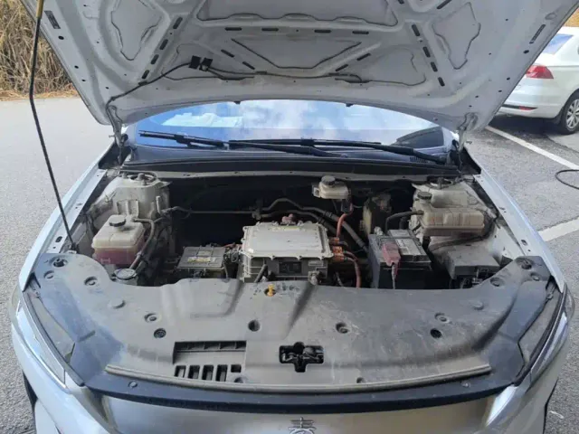 BYD Qin PLUS — Фото автомобиля 19