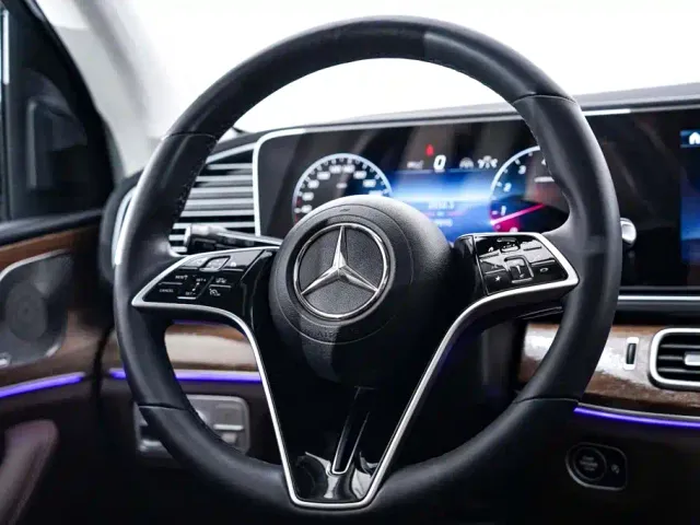 Mercedes-Benz GLE-Class — Фото автомобиля 15