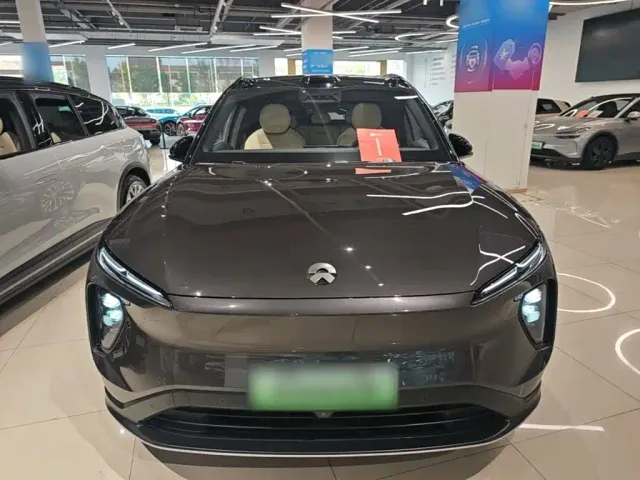 Nio ES6 — Фото автомобиля 2