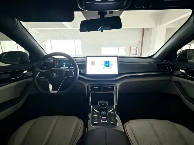 BYD Qin PLUS — Фото автомобиля 12