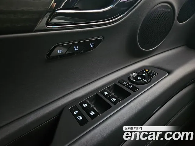 Genesis GV80 — Фото автомобиля 11