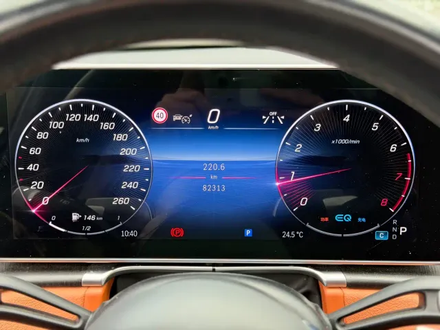 Mercedes-Benz S-Class — Фото автомобиля 9