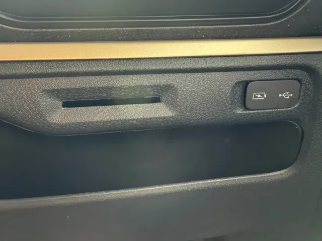 Baojun KiWi EV — Фото автомобиля 17