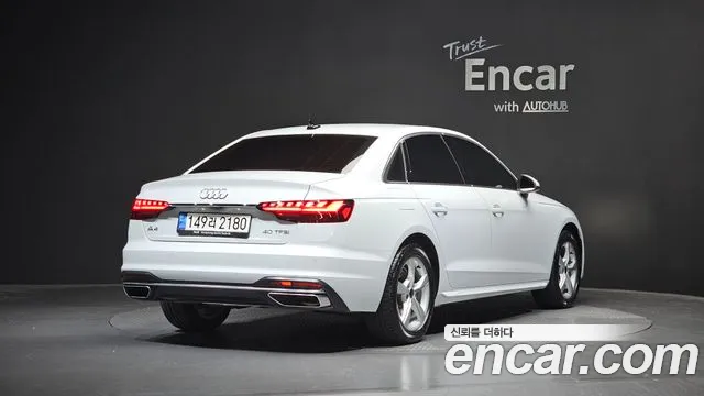Audi A4 — Фото автомобиля 2