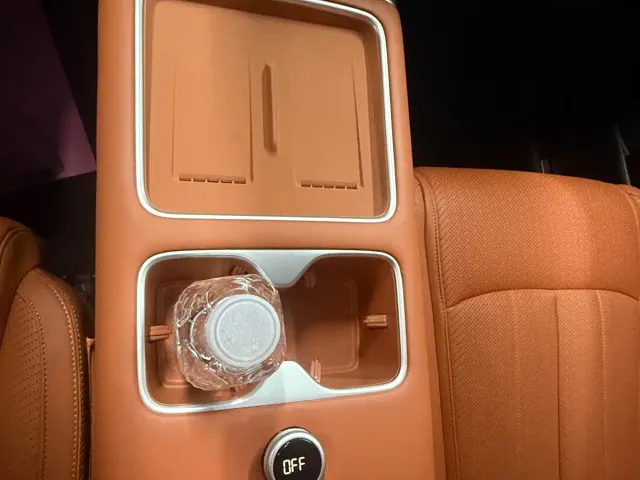 BYD FangChengBao Titanium 7 — Фото автомобиля 11