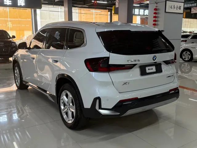 BMW X1 — Фото автомобиля 7