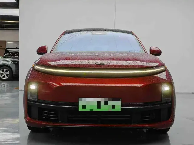 Li Auto L7 — Фото автомобиля 2