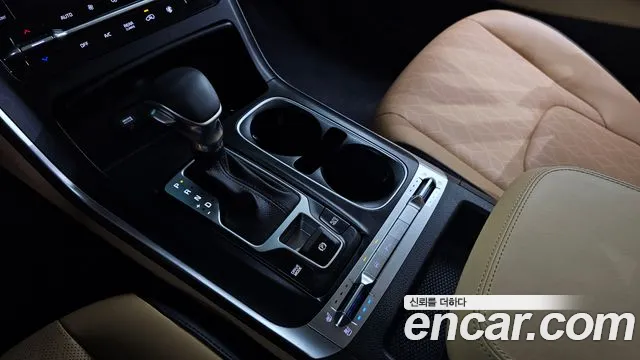 Kia Canival Carnival 4 поколение Бензин 9 мест Prestige — Фото автомобиля 4