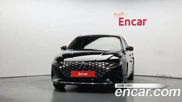 Hyundai Grandeur Новый Grandeur IG — Фото автомобиля 3