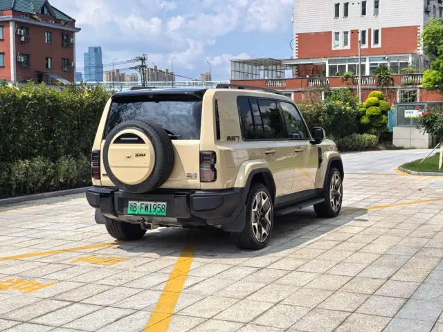 iCAR V27 — Фото автомобиля 10