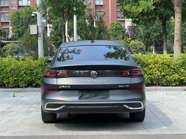 Volkswagen Lamando — Фото автомобиля 6