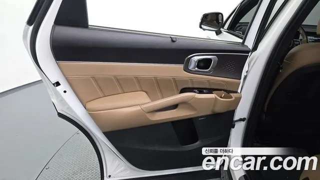 Kia Sorento Новый Sorento 4 поколение Дизель 2.2 4WD — Фото автомобиля 21