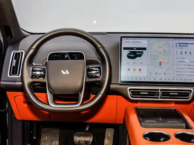 Li Auto Li L8 2025 Max Smart Renewal Edition — Фото автомобиля 24