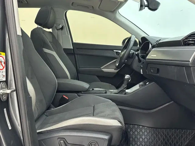 Audi Q3 — Фото автомобиля 9