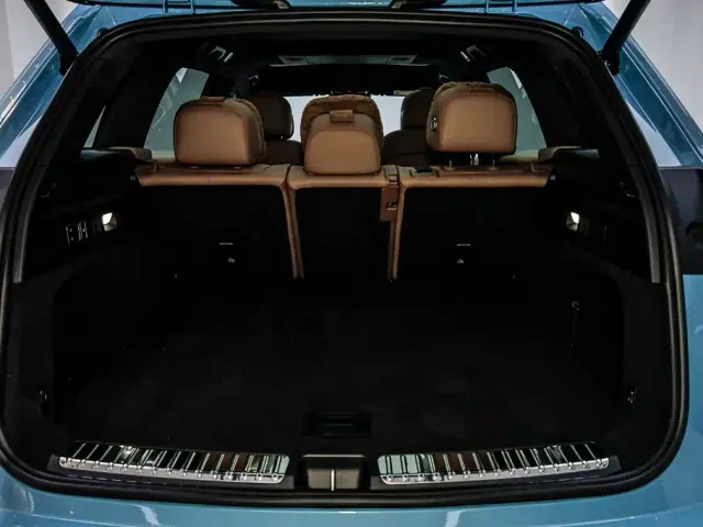 Li Auto L7 — Фото автомобиля 7