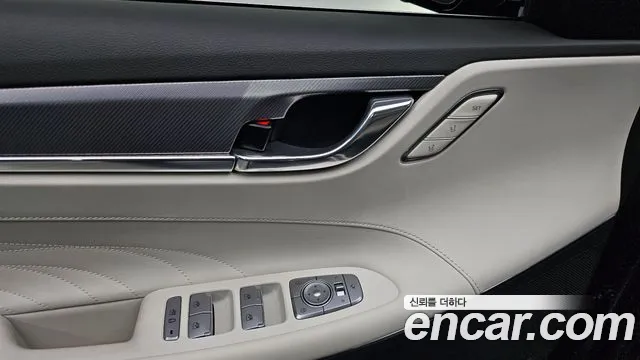 Hyundai Grandeur New — Фото автомобиля 26