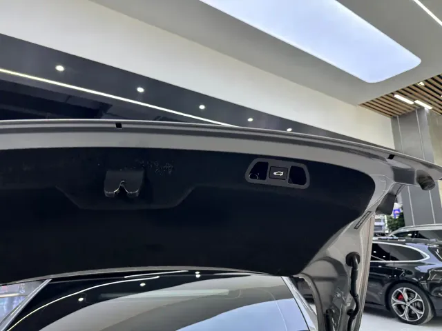 Xpeng P7 — Фото автомобиля 16