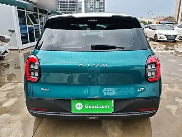 GAC Aion UT — Фото автомобиля 3