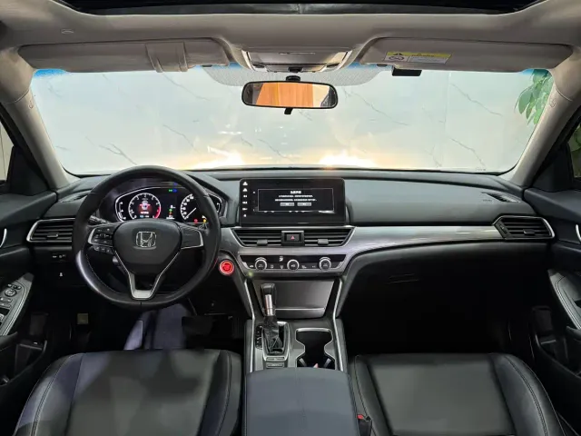 Honda Accord — Фото автомобиля 7