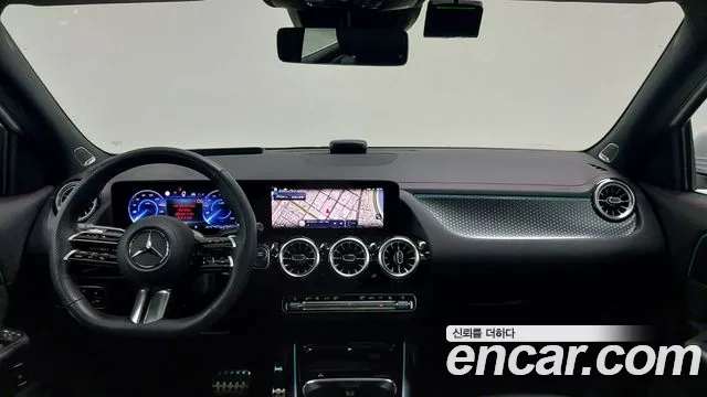 Mercedes-Benz EQA — Фото автомобиля 7