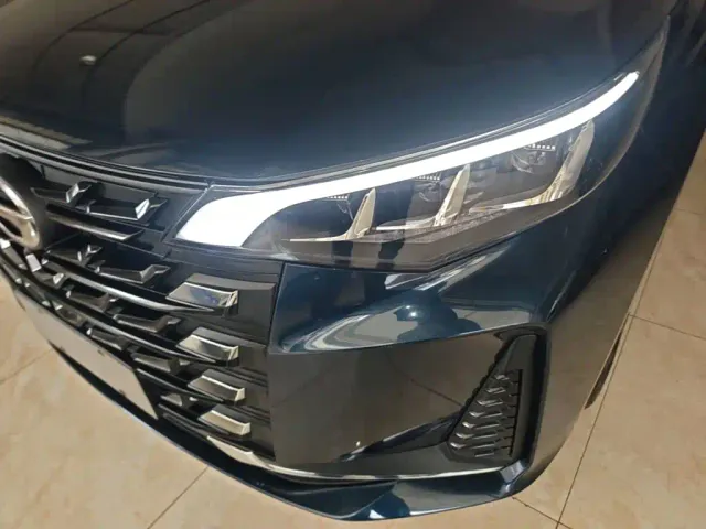 GAC Trumpchi M6 — Фото автомобиля 23