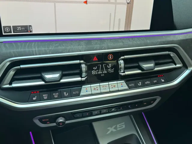 BMW X5 — Фото автомобиля 13