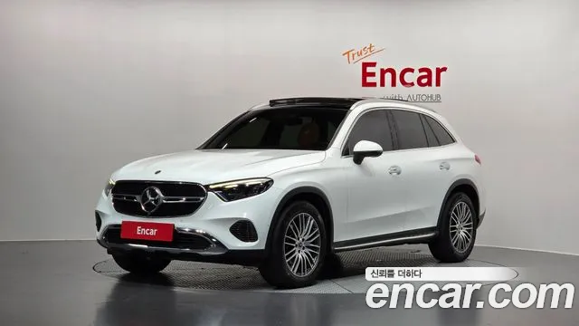 Фотография автомобиля — Mercedes-Benz GLC-Class