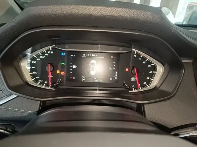 Maxus G50 — Фото автомобиля 7