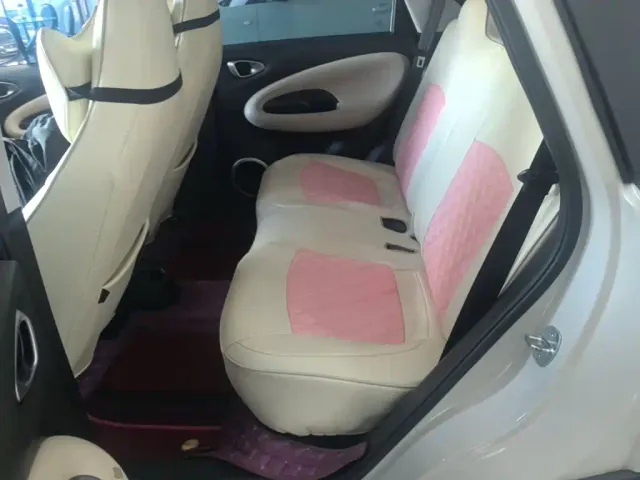 Wuling Bingo — Фото автомобиля 16