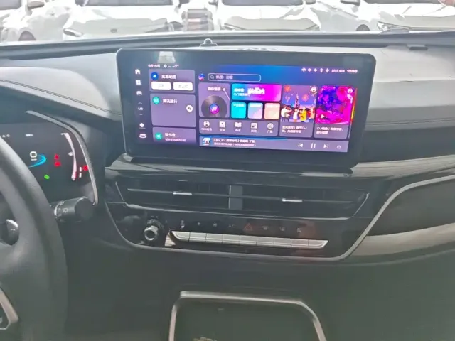 Haval H6 — Фото автомобиля 12