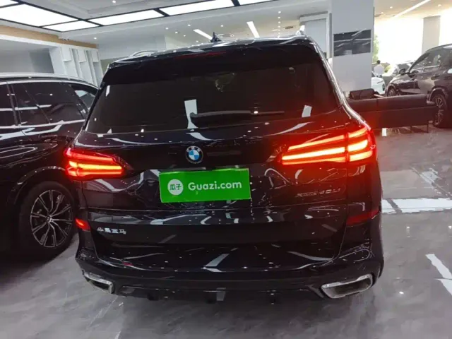 BMW X5 — Фото автомобиля 3