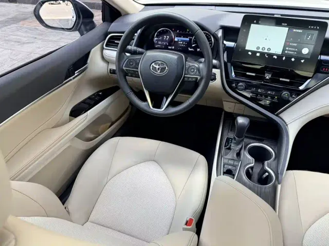 Toyota Camry — Фото автомобиля 15