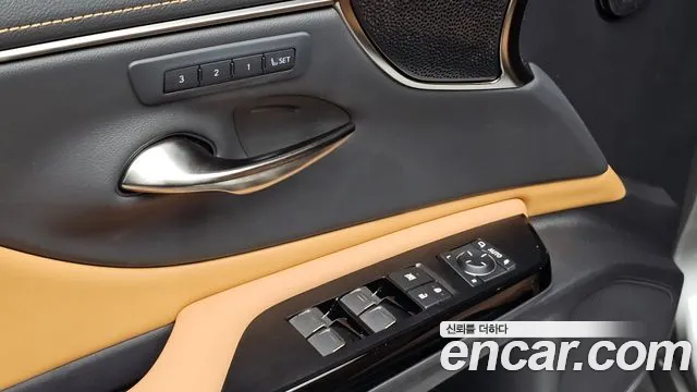 Lexus ES Generation 7 — Фото автомобиля 20