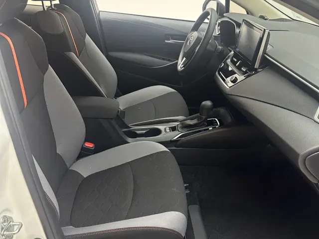 Toyota Corolla — Фото автомобиля 13