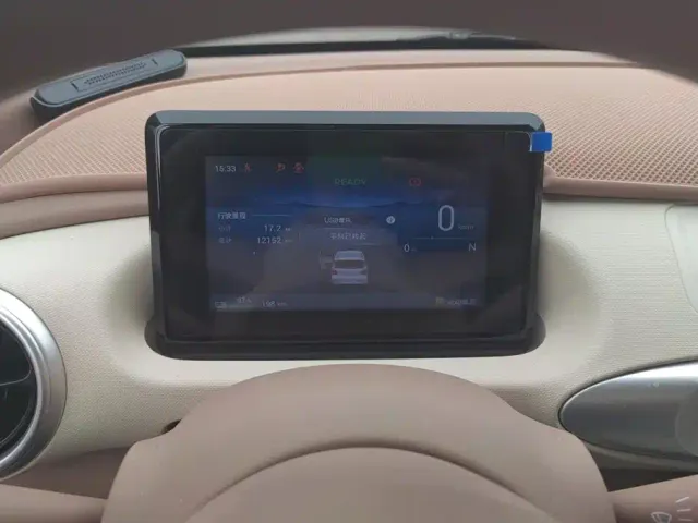 Wuling Hongguang Mini EV — Фото автомобиля 13