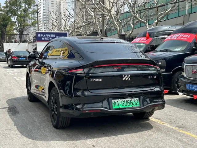 IM Motors LS6 — Фото автомобиля 3