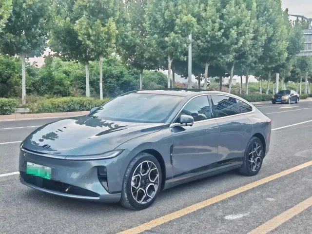 Фотография автомобиля — Changan Qiyuan A07