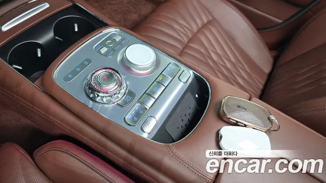Genesis G90 Бензин 3.5 турбо AWD — Фото автомобиля 6