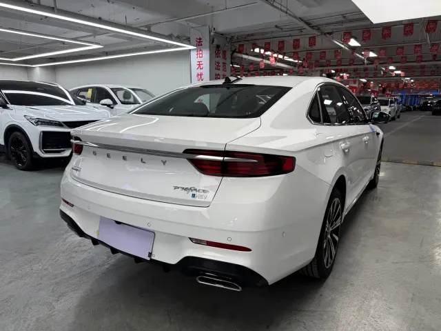 Geely Xingrui — Фото автомобиля 10