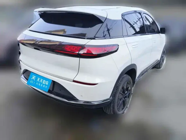 Xpeng G3 — Фото автомобиля 2