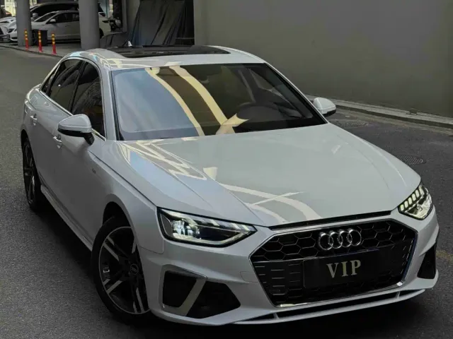 Audi A4L — Фото автомобиля 3