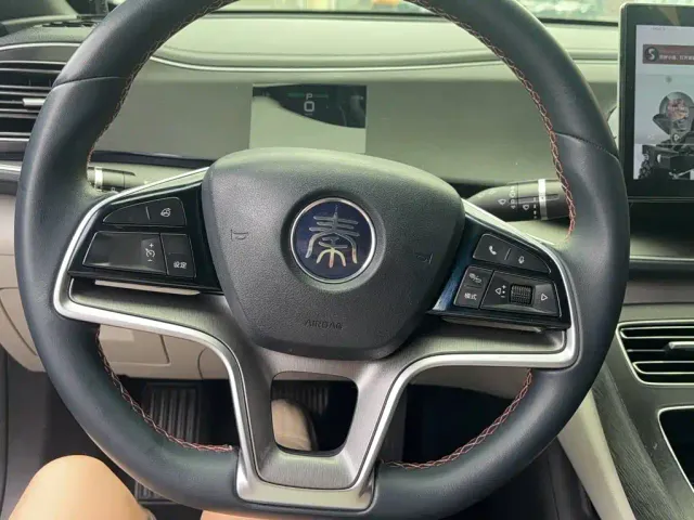 BYD Qin PLUS — Фото автомобиля 7