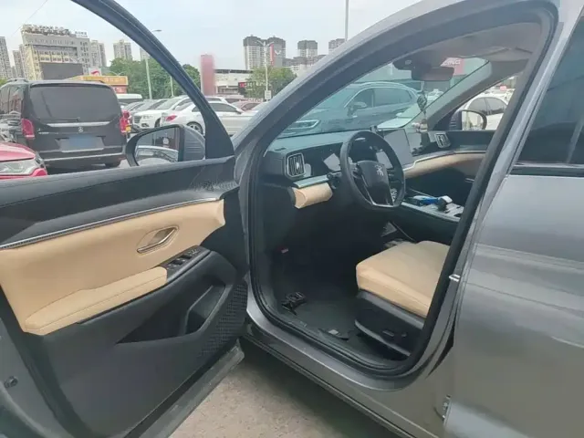 BYD Song Pro New Energy 2025 2nd Gen DM-i 75KM Leading Type — Фото автомобиля 15