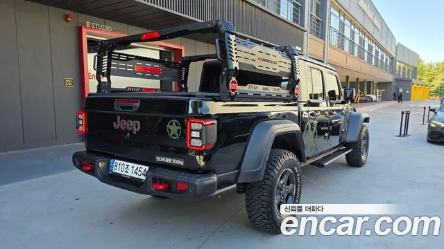 Jeep Gladiator JT — Фото автомобиля 2