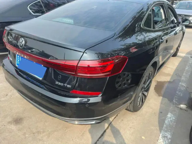 Volkswagen Passat — Фото автомобиля 6