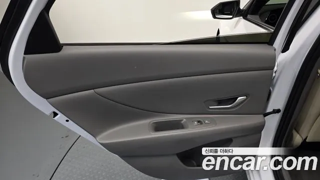 Hyundai Avante CN7 — Фото автомобиля 14