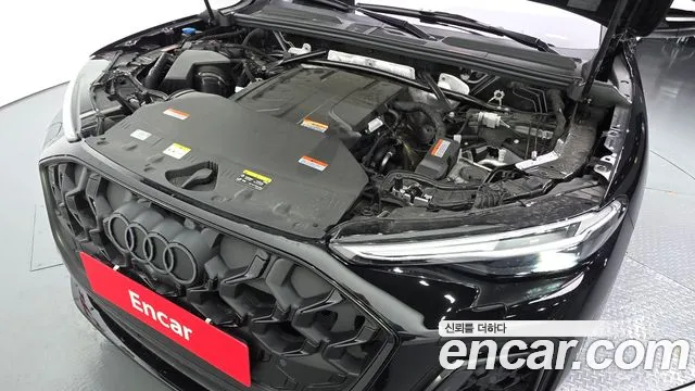 Audi Q5 45 TFSI quattro S Line — Фото автомобиля 4