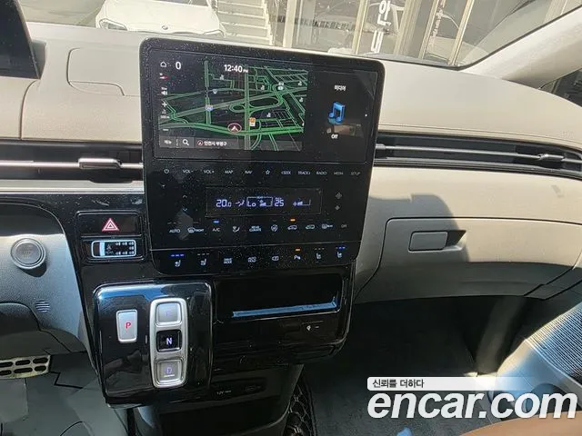 Hyundai Staria Staria Lounge 9 мест — Фото автомобиля 7