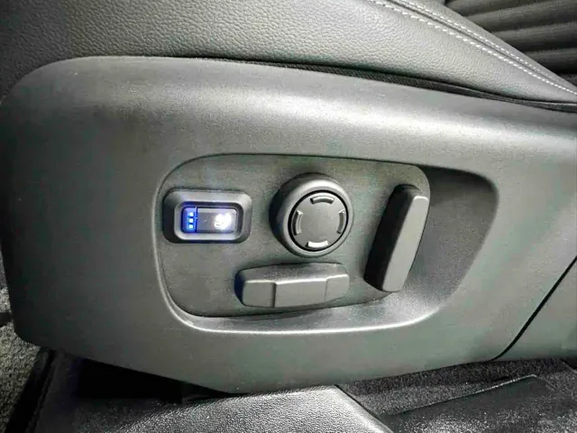 Land Rover Discovery Sport — Фото автомобиля 5
